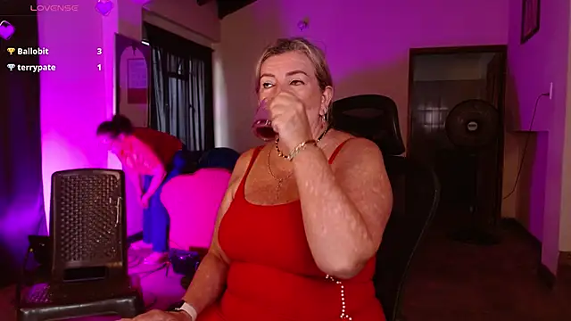  SARAI DUPONT online show from 02/14/26, 09:11