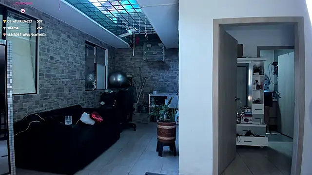 Snapshot of _SARAI_DUPONT chatting on 04/09/26, 11:15 SARAI DUPONT online show from 04/09/26, 11:15