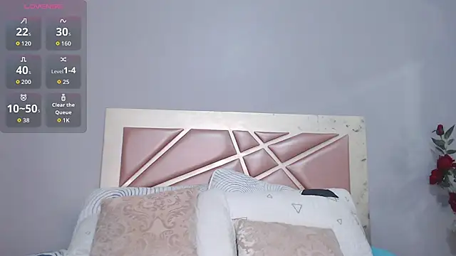 Snapshot of Grettel_w chatting on 06/27/26, 12:33 Grettel w online show from 06/27/26, 12:33