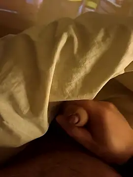 Snapshot of Normalludo0202 chatting on 01/14/26, 07:58 Normalludo0202 online show from 01/14/26, 07:58