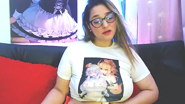 LAHILA COOPERR online show from 09/29/25, 12:43