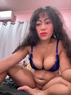 Lindarossyta online show from 10/18/25, 05:14