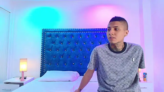 Damian and roxanne online show from 11/19/25, 12:38