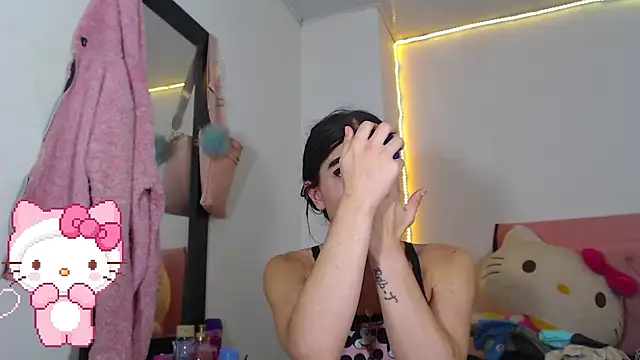 valentinat fun online show from 09/14/25, 11:15