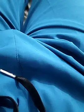 Snapshot of Alejandro92_cali chatting on 01/14/26, 04:07 Alejandro92 cali online show from 01/14/26, 04:07