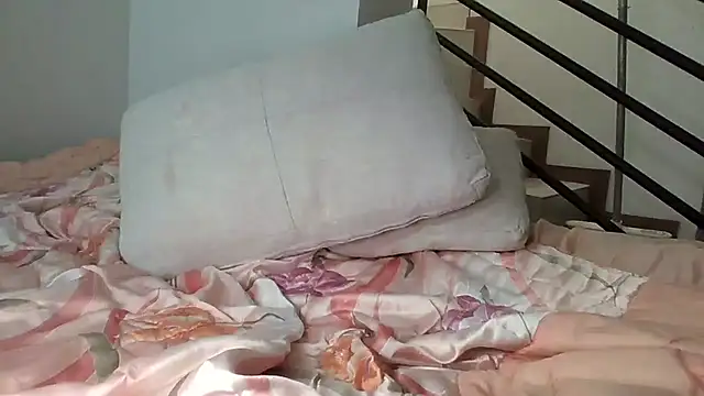 Snapshot of Alejandro92_cali chatting on 02/14/26, 01:41 Alejandro92 cali online show from 02/14/26, 01:41