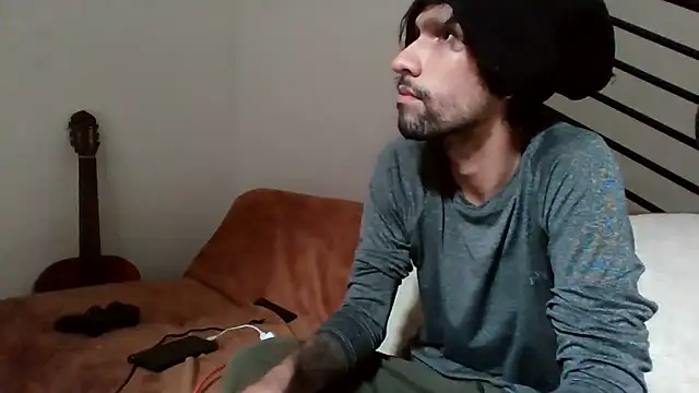 Snapshot of Alejandro92_cali chatting on 06/22/26, 08:06 Alejandro92 cali online show from 06/22/26, 08:06