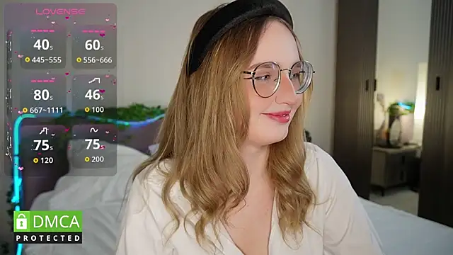 KyotoGlow online show from 10/09/25, 08:45