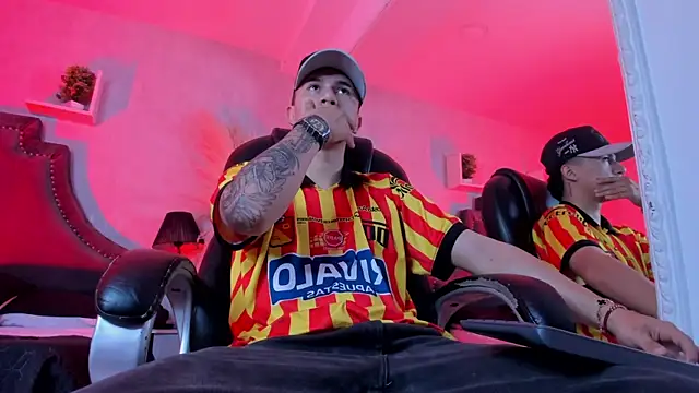 liaamsmiith  online show from 01/16/26, 12:31