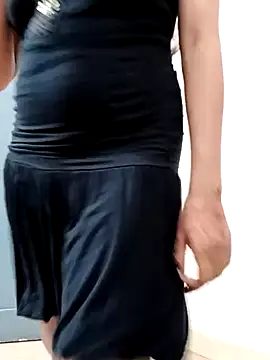 Snapshot of Kriti_Sanon_ chatting on 09/15/25, 05:13 Kriti Sanon online show from 09/15/25, 05:13