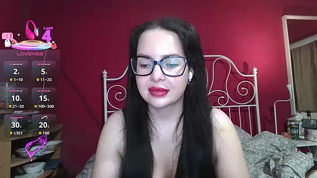 jistagirl online show from 10/28/25, 10:45