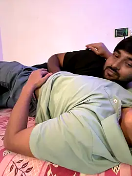 Snapshot of Naughty_couple_live chatting on 10/26/25, 06:41 Naughty couple live online show from 10/26/25, 06:41