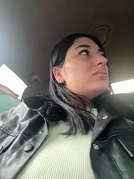 Scarlett 12 online show from 10/16/25, 11:44