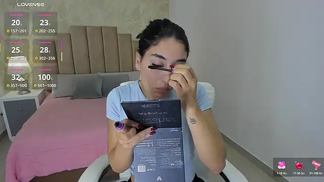 Scarlett 12 online show from 02/24/26, 11:30