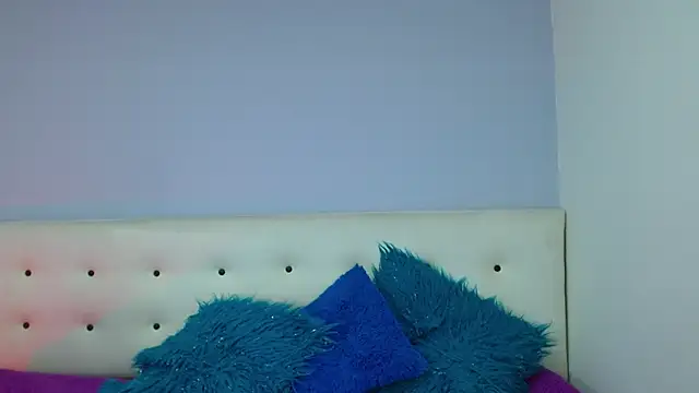 Kate Gale online show from 09/27/25, 08:03