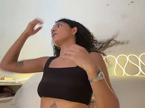 Snapshot of kushg_rl chatting on 03/18/26, 04:43 kushg rl online show from 03/18/26, 04:43