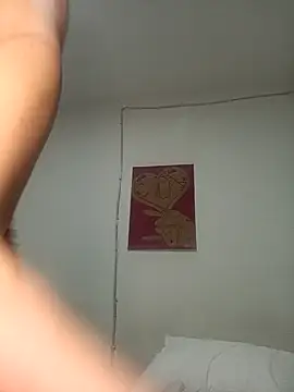 Snapshot of lauren_milf chatting on 09/22/25, 09:17 lauren milf online show from 09/22/25, 09:17