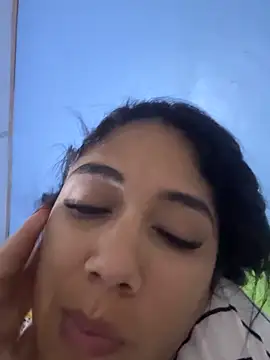 Snapshot of Isabella-2709 chatting on 10/01/25, 12:05 Isabella-2709 online show from 10/01/25, 12:05