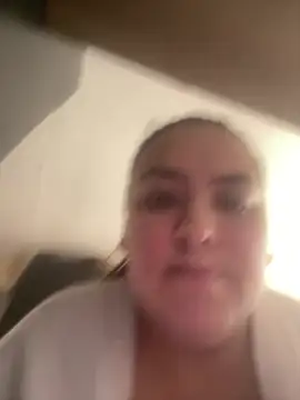 Snapshot of bruna438 chatting on 06/29/26, 03:23 bruna438 online show from 06/29/26, 03:23