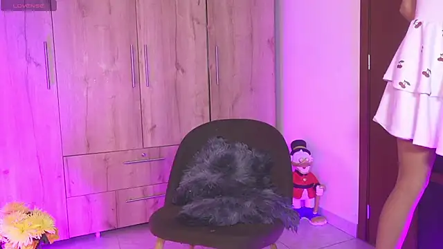 AnnaKimm online show from 03/29/26, 10:32