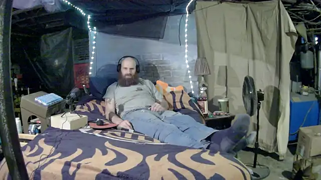 Snapshot of Cowboy815 chatting on 12/03/25, 07:56 Cowboy815 online show from 12/03/25, 07:56