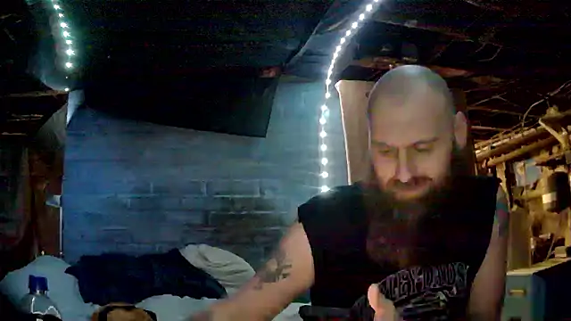 Snapshot of Cowboy815 chatting on 01/10/26, 11:53 Cowboy815 online show from 01/10/26, 11:53