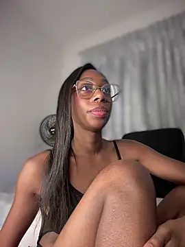 AmyRoss 1 online show from 10/27/25, 12:53