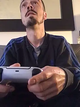 jaycoy22 online show from 04/05/26, 06:49