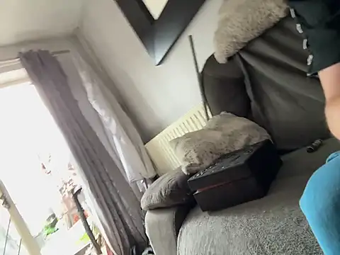 Snapshot of jaycoy22 chatting on 07/26/26, 09:49 jaycoy22 online show from 07/26/26, 09:49