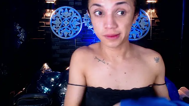 Snapshot of Cristal_Gem1 chatting on 03/09/26, 06:56 Cristal Gem1 online show from 03/09/26, 06:56