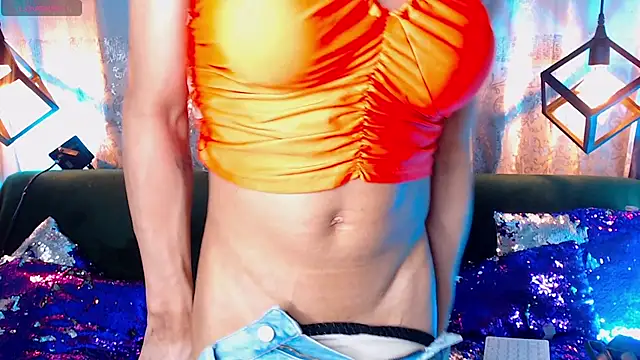 Snapshot of Cristal_Gem1 chatting on 03/16/26, 10:41 Cristal Gem1 online show from 03/16/26, 10:41