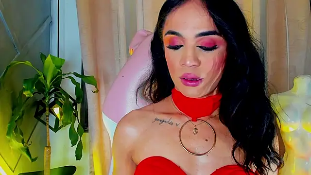 Snapshot of Cristal_Gem1 chatting on 07/02/26, 03:23 Cristal Gem1 online show from 07/02/26, 03:23