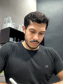 Snapshot of Darg98 chatting on 09/12/25, 04:01 Darg98 online show from 09/12/25, 04:01