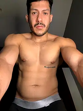 Snapshot of Darg98 chatting on 09/26/25, 10:25 Darg98 online show from 09/26/25, 10:25