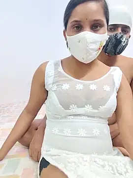 Snapshot of Miss_Riya20 chatting on 04/20/26, 04:43 Miss Riya20 online show from 04/20/26, 04:43