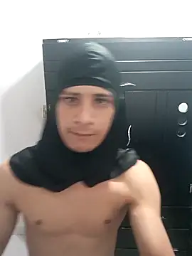 hechizo777 online show from 12/01/25, 04:12