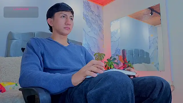 oliver mr  online show from 04/08/26, 08:09