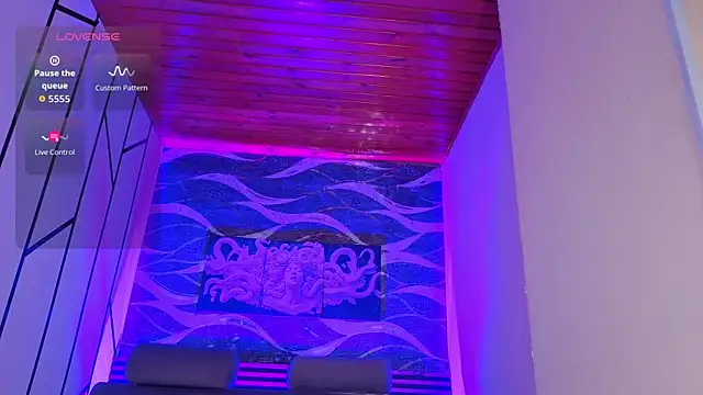 oliver mr  online show from 04/13/26, 07:19