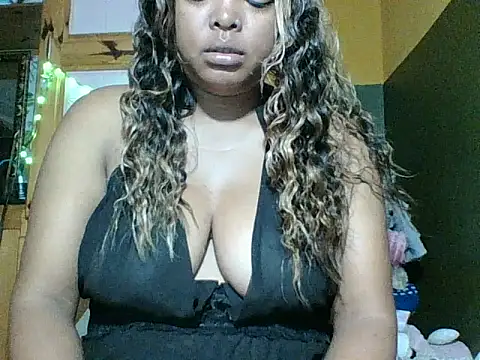 Snapshot of SEXY_METISE chatting on 02/10/26, 09:41 SEXY METISE online show from 02/10/26, 09:41