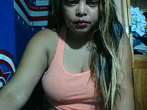 Snapshot of SEXY_METISE chatting on 03/03/26, 01:56 SEXY METISE online show from 03/03/26, 01:56