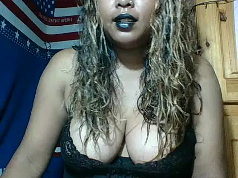 Snapshot of SEXY_METISE chatting on 03/18/26, 02:04 SEXY METISE online show from 03/18/26, 02:04