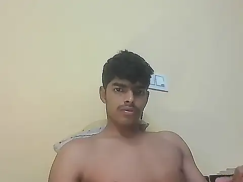 Snapshot of monster_33 chatting on 05/01/26, 01:59 monster 33 online show from 05/01/26, 01:59