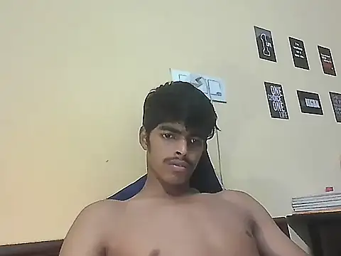 Snapshot of monster_33 chatting on 06/10/26, 11:20 monster 33 online show from 06/10/26, 11:20