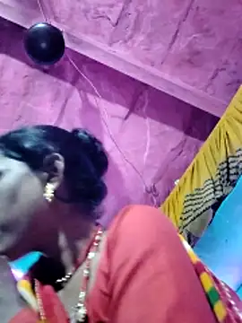 Pooja750 online show from 10/21/25, 01:23