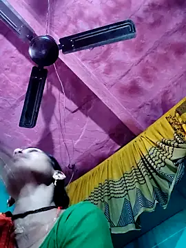 Pooja750 online show from 12/15/25, 06:28