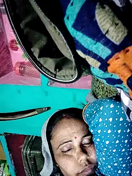 Pooja750 online show from 12/21/25, 04:47