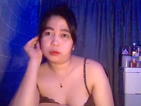 Snapshot of Asianhotskinny chatting on 06/11/26, 06:06 Asianhotskinny online show from 06/11/26, 06:06