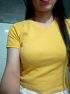 Vyvyy06 online show from 10/26/25, 12:38