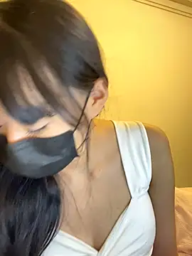 Snapshot of Minnie-2025 chatting on 09/28/25, 04:12 Minnie-2025 online show from 09/28/25, 04:12