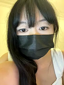 Snapshot of Minnie-2025 chatting on 10/08/25, 05:43 Minnie-2025 online show from 10/08/25, 05:43